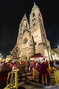 Adventmarkt am Dom in Wiener Neustadt © Wiener Alpen/Christian Kremsl